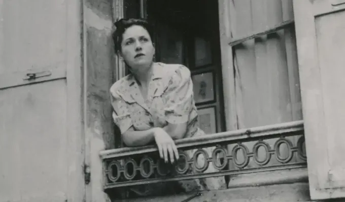 LOEWE_2025_PHE_DORA_MAAR