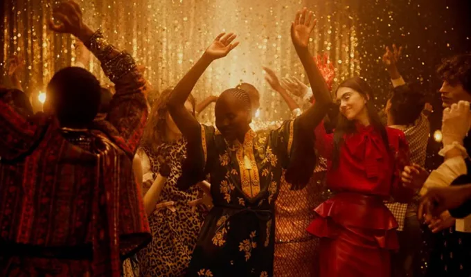 Valentino-Beauty-Studio-54-Rendez-Vous-Ivory