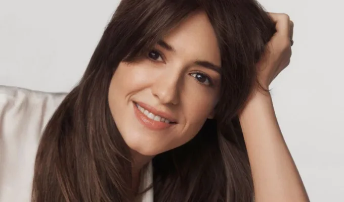 DAISY_EDGAR_JONES_ESTEE_LAUDER