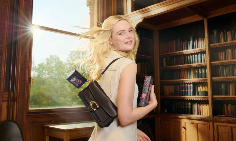 Coach-Explore-Your-Story-Elle-Fanning-Black-Tabby