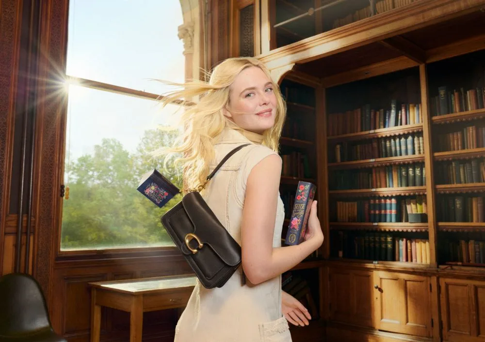 Coach-Explore-Your-Story-Elle-Fanning-Black-Tabby