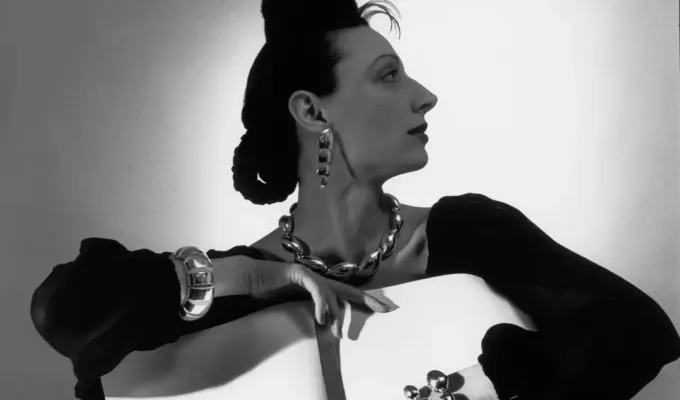 1987-–-HORST-P.-HORST_-for-Pomellato-cover