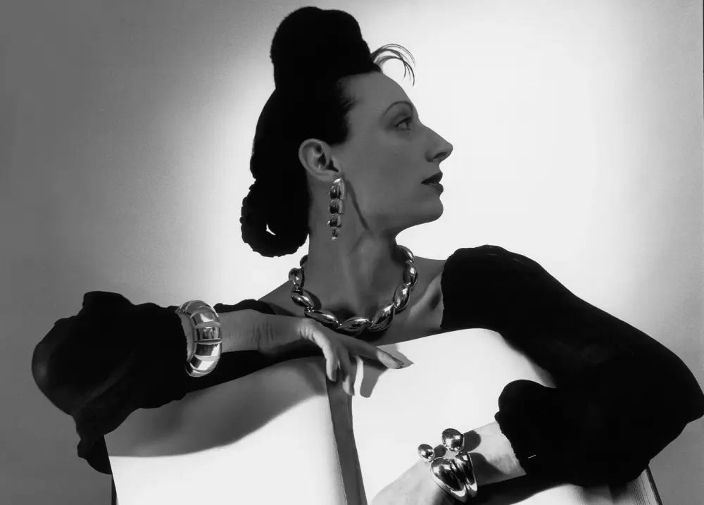 1987-–-HORST-P.-HORST_-for-Pomellato-cover