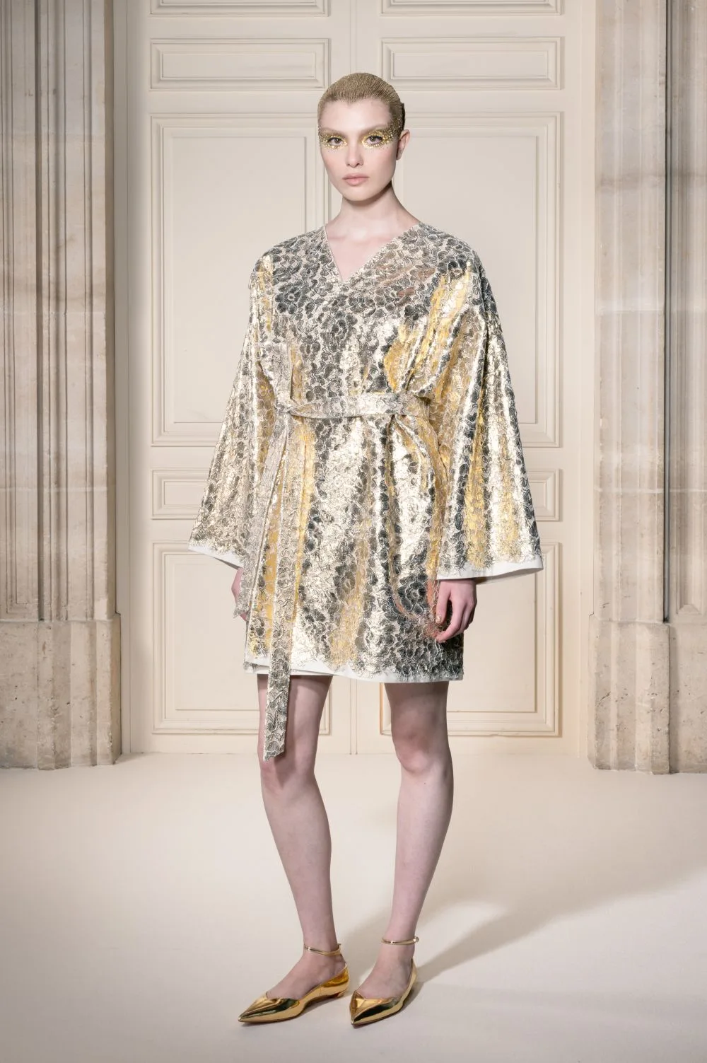 Look_02