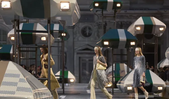 lvmh-defile-vuitton